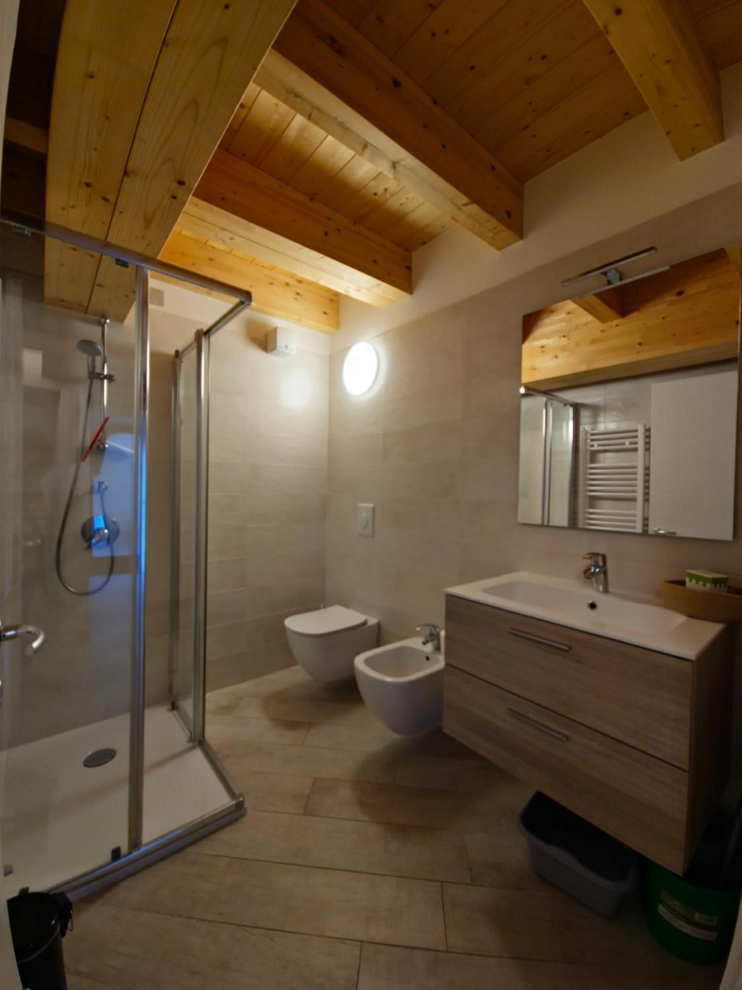 Casa Antico Borgo - Appartamento 1 Ассенца-ді-Брензоне Екстер'єр фото